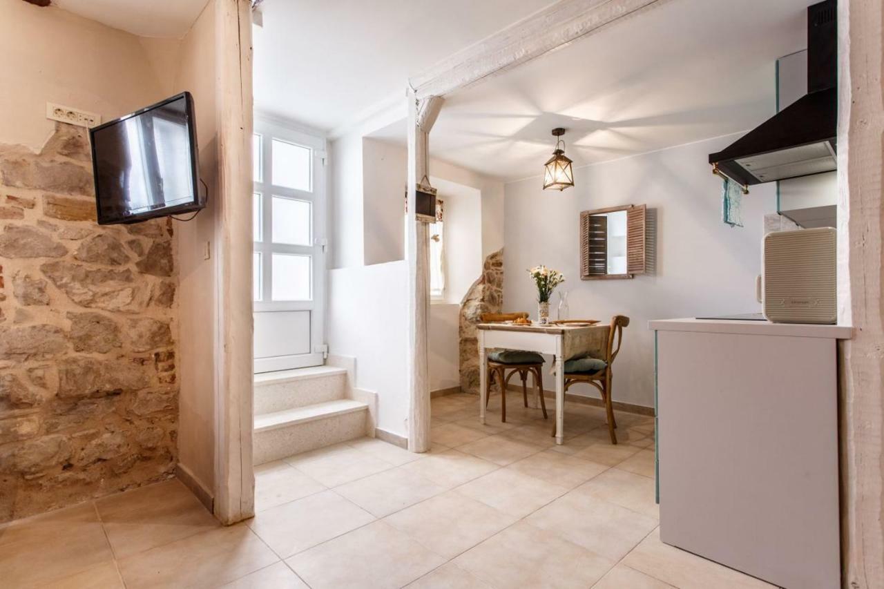 House "Anno 1881"-Center Of Split Leilighet Eksteriør bilde